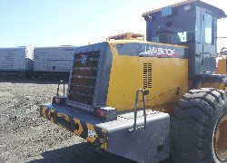 Продажа китайского фронтального погрузчика XCMG, LW500F в Казахстане за 000 $. Фотография 26 Купить фронтальный погрузчик XCMG (Китай) в Алматы, модель LW500F, цена DDP: 000 $. Фото 26