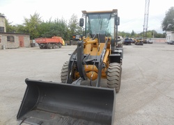 Продажа китайского фронтального погрузчика XD, XD920F в Казахстане за 000 $. Фотография 4 Купить фронтальный погрузчик в Алматы, Астане, Караганде - XD, модель XD920F, Китай, цена DDP: 000 $. Фото 4