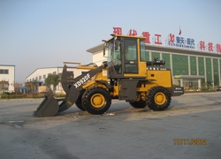 Продажа китайского фронтального погрузчика XD, XD920F в Казахстане за 000 $. Фотография 55 Купить фронтальный погрузчик в Алматы, Астане, Караганде - XD, модель XD920F, Китай, цена DDP: 000 $. Фото 55