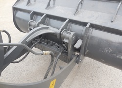 Продажа китайского фронтального погрузчика XD, XD926G в Казахстане за 000 $. Фотография 24 Купить фронтальный погрузчик в Алматы, Астане, Караганде - XD, модель XD926G, Китай, цена DDP: 000 $. Фото 24