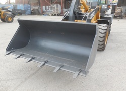 Продажа китайского фронтального погрузчика XD, XD926G в Казахстане за 000 $. Фотография 53 Купить фронтальный погрузчик в Алматы, Астане, Караганде - XD, модель XD926G, Китай, цена DDP: 000 $. Фото 53