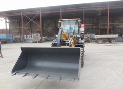 Продажа китайского фронтального погрузчика XD, XD926G в Казахстане за 000 $. Фотография 68 Купить фронтальный погрузчик в Алматы, Астане, Караганде - XD, модель XD926G, Китай, цена DDP: 000 $. Фото 68