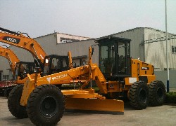 Продажа китайского грейдера FPY165C Foton Lovol  в Казахстане за 000 $. Фотография 4 Купить грейдер Foton Lovol (Китай) в Алматы, модель FPY165C, цена DDP: 000 $. Фото 4