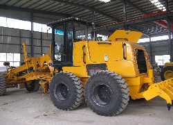 Продажа китайского грейдера FPY180C Foton Lovol  в Казахстане за 000 $. Фотография 2 Купить грейдер Foton Lovol (Китай) в Алматы, модель FPY180C, цена DDP: 000 $. Фото 2