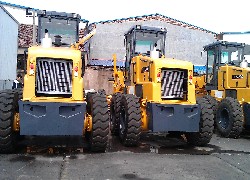 Продажа китайского грейдера FPY220C Foton Lovol  в Казахстане за 000 $. Фотография 5 Купить грейдер Foton Lovol (Китай) в Алматы, модель FPY220C, цена DDP: 000 $. Фото 5