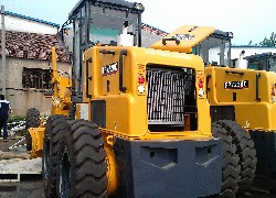 Продажа китайского грейдера FPY220C Foton Lovol  в Казахстане за 000 $. Фотография 10 Купить грейдер Foton Lovol (Китай) в Алматы, модель FPY220C, цена DDP: 000 $. Фото 10