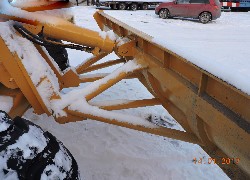 Продажа китайского грейдера PY220C LUTONG в Казахстане за 000 $. Фотография 3 Купить грейдер LUTONG (Китай) в Алматы, модель PY220C, цена DDP: 000 $. Фото 3