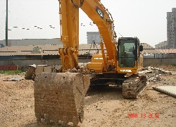 Продажа китайского экскаватора Foton Lovol FR260 в Казахстане за 000 $. Фотография 3 Купить экскаватор Foton Lovol (Китай) в Алматы, модель FR260, цена DDP: 000 $. Фото 3