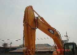 Продажа китайского экскаватора Foton Lovol FR260 в Казахстане за 000 $. Фотография 5 Купить экскаватор Foton Lovol (Китай) в Алматы, модель FR260, цена DDP: 000 $. Фото 5