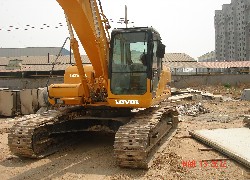 Продажа китайского экскаватора Foton Lovol FR260 в Казахстане за 000 $. Фотография 6 Купить экскаватор Foton Lovol (Китай) в Алматы, модель FR260, цена DDP: 000 $. Фото 6