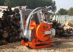 Купить измельчитель веток GANDINI, барабанного типа в Алматы, цена: 000 $, рассрочка - 6 месяцев. Фото 3