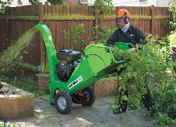 Продажа британского измельчителя древесных отходов GreenMech, CS100 в Казахстане за 000 $. Фотография 2 Купить измельчитель веток GreenMech, CS100 в Алматы, цена: 000 $, рассрочка - 6 месяцев. Фото 2