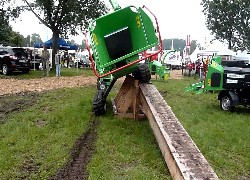 Купить измельчитель веток самоходный гусеничный GreenMech, QuadTruck 160, SafeTruck 19-28 в Алматы, цена: 000 $, рассрочка - 6 месяцев. Фото 4