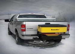 Купить пескоразбрасыватель SnowEX, модель для установки на задний борт в Алматы, цена: 000 $, рассрочка - 6 месяцев. Фото 1