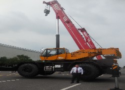 Продажа китайского корокобазного внедорожного крана Palfinger Sany, SRC750C в Казахстане. Фотография 1 Купить короткобазный внедорожный кран Palfinger Sany, SRC750C в Алматы, рассрочка - 6 месяцев. Фото 1