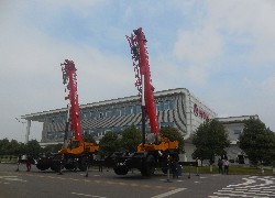 Продажа китайского корокобазного внедорожного крана Palfinger Sany, SRC750C в Казахстане. Фотография 3 Купить короткобазный внедорожный кран Palfinger Sany, SRC750C в Алматы, рассрочка - 6 месяцев. Фото 3