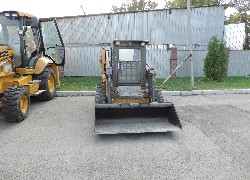 Продажа китайского мини-погрузчика Foton Lovol FSL45 в Казахстане за 000 $. Фотография 1 Купить Дизельный мини-погрузчик Foton Lovol (Китай) в Алматы, модель FSL45, цена DDP: 000 $. Фото 1