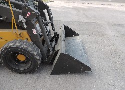 Продажа китайского мини-погрузчика Foton Lovol FSL45 в Казахстане за 000 $. Фотография 2 Купить Дизельный мини-погрузчик Foton Lovol (Китай) в Алматы, модель FSL45, цена DDP: 000 $. Фото 2