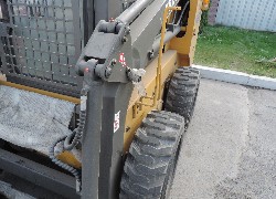 Продажа китайского мини-погрузчика Foton Lovol FSL45 в Казахстане за 000 $. Фотография 34 Купить Дизельный мини-погрузчик Foton Lovol (Китай) в Алматы, модель FSL45, цена DDP: 000 $. Фото 34