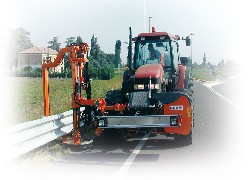 Купить косилку на манипуляторе FERRI (тракторный вариант) в Алматы, цена: 000 $, рассрочка - 6 месяцев. Фото 6