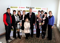 Презентация-выставка автокранов PALFINGER SANY в Алматы 30.10.2014. Фото 31