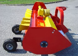 Продажа украинского измельчителя соломы в валках в Казахстане за 000 $. Фотография 4 Купить измельчитель соломы в валках MS170  в Алматы, цена: 000 $, рассрочка - 6 месяцев. Фото 4