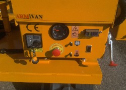 Купить самоходную сваебойную установку на шасси ArmiVan, модель AI-830, AI-1000 в Алматы, цена: 000 $, рассрочка - 6 месяцев. Фото 4